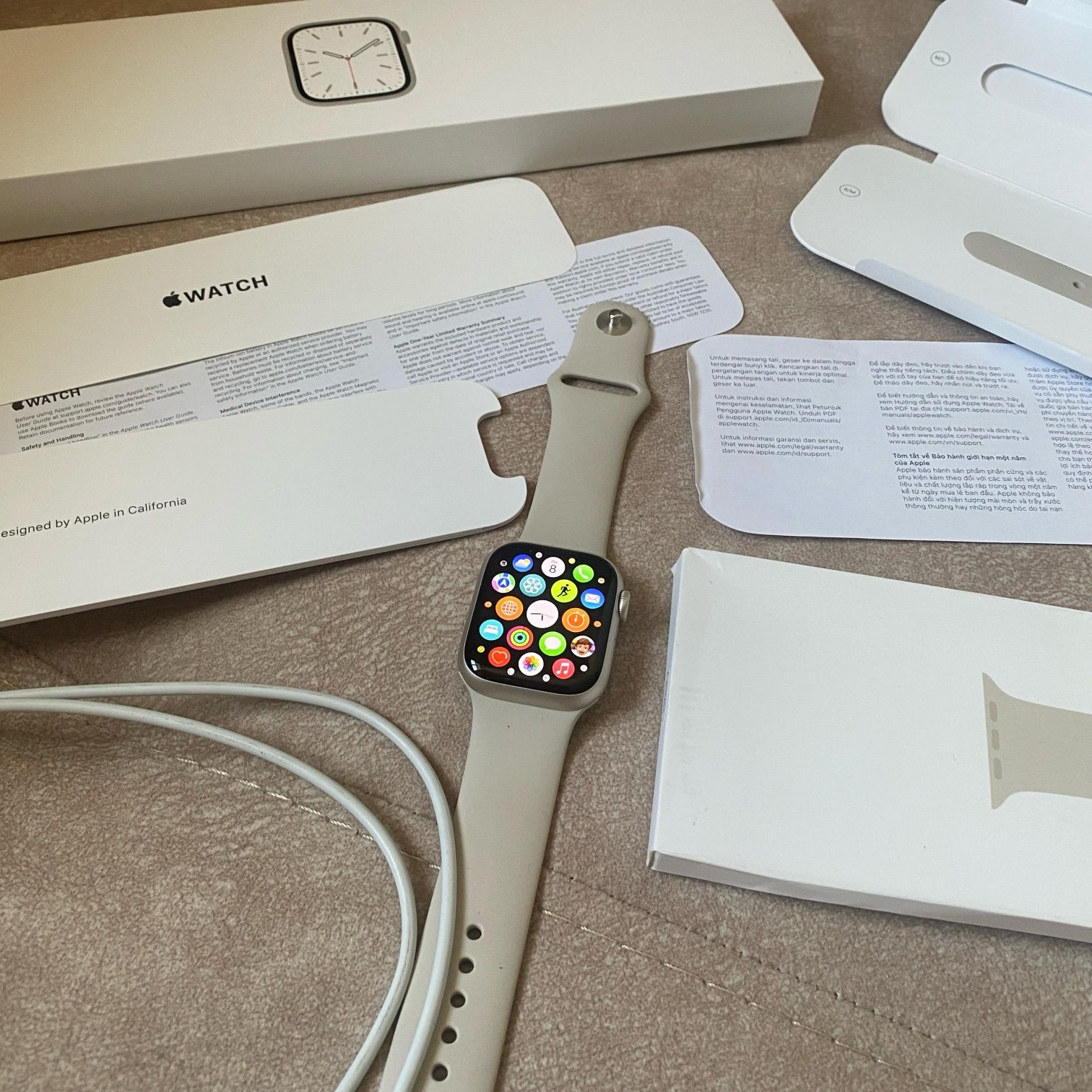 Apple Watch Series 7, 41 mm в корпусе Ultra.