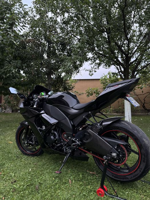 Kawasaki ZX10-R ninja 2009 200cp (honda cbr yamaha r1 suzuki gsxr)
