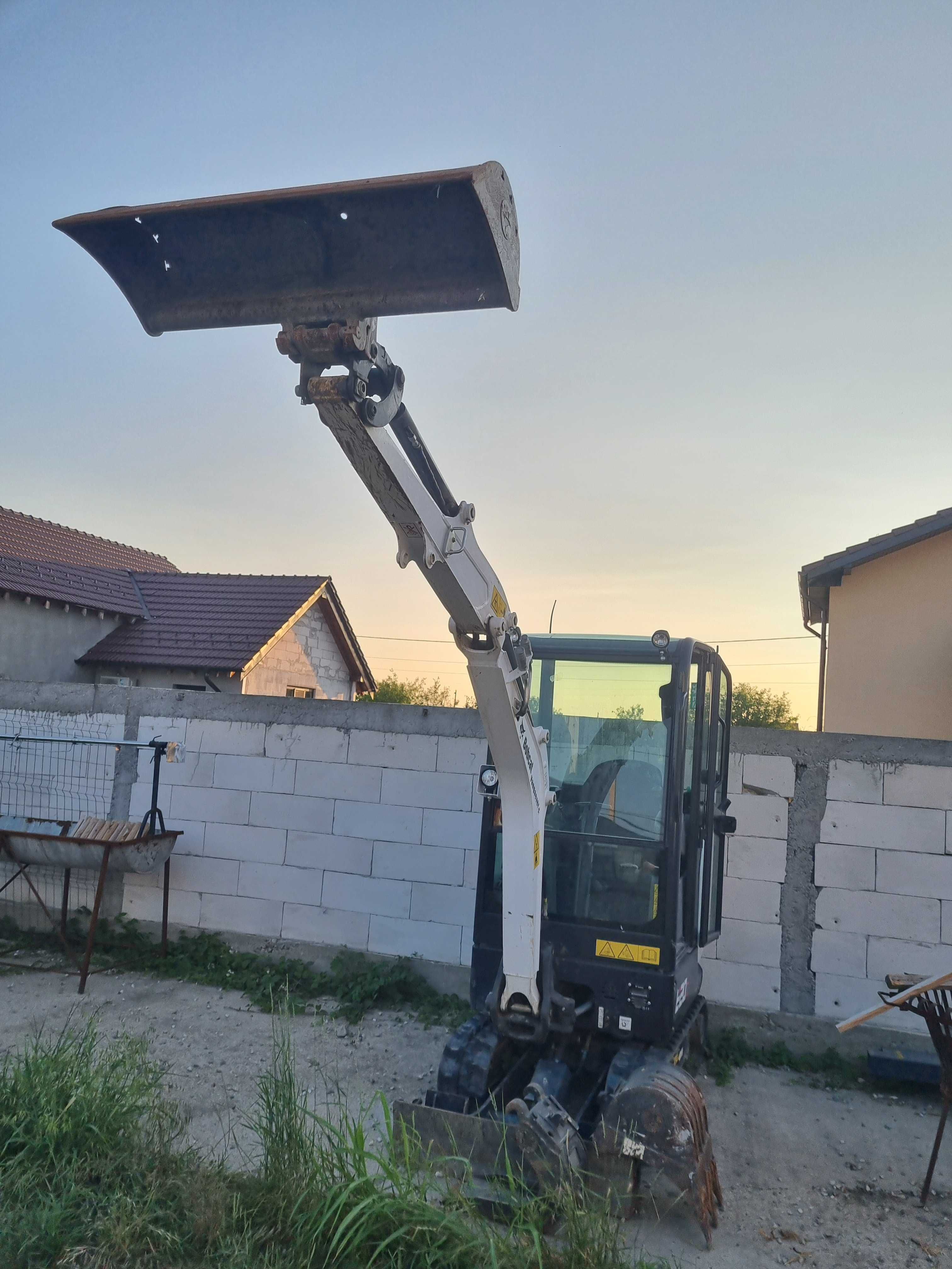 Mini Excavator BobCat E2.0Z