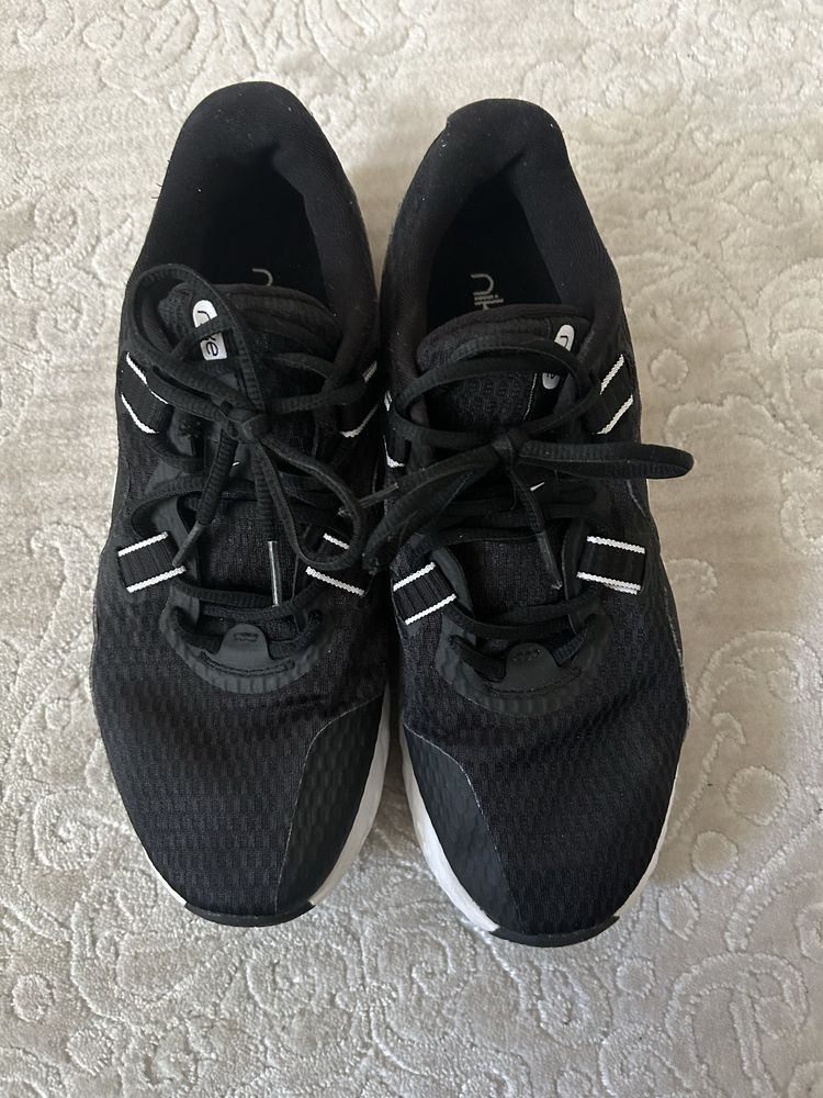 Спортни обувки Nike Renew Retaliation TR 2 Black