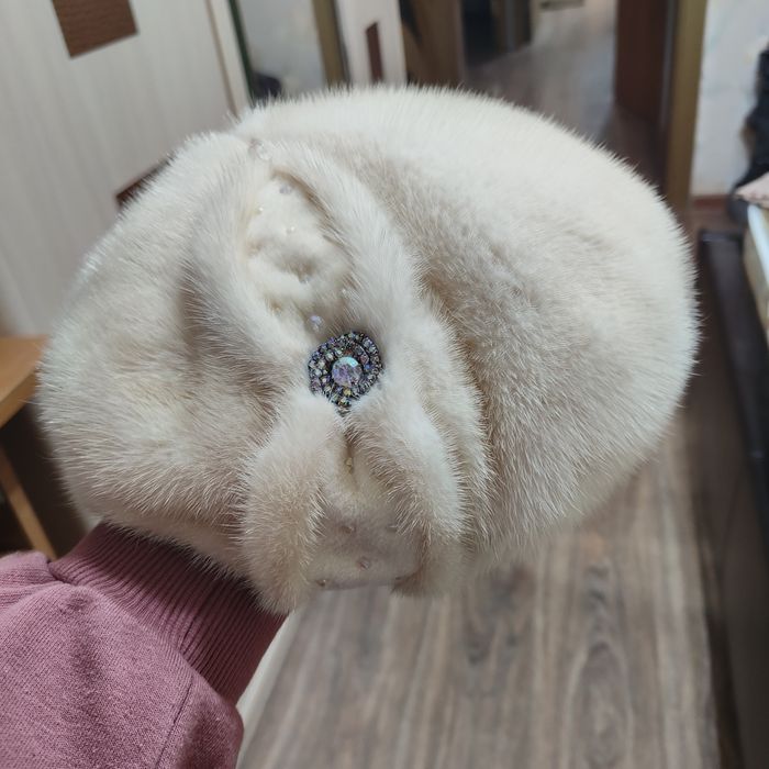 Шапка норковая, берет норковый