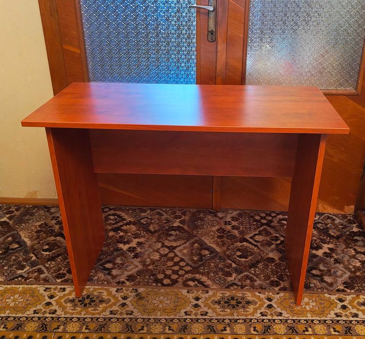 Birou compact din PAL – stare foarte bună