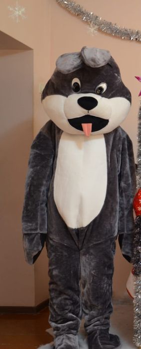 Новогодний  ростовой костюм  зайца.