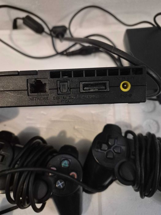Sony Playstation 2  PS2  cu 2 manete/joystick