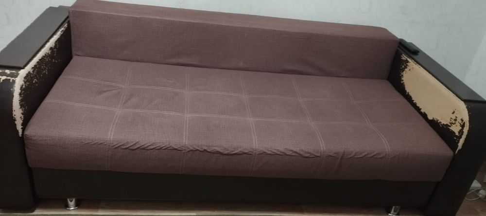 Продам диван бу состояние, возможно торг!!!