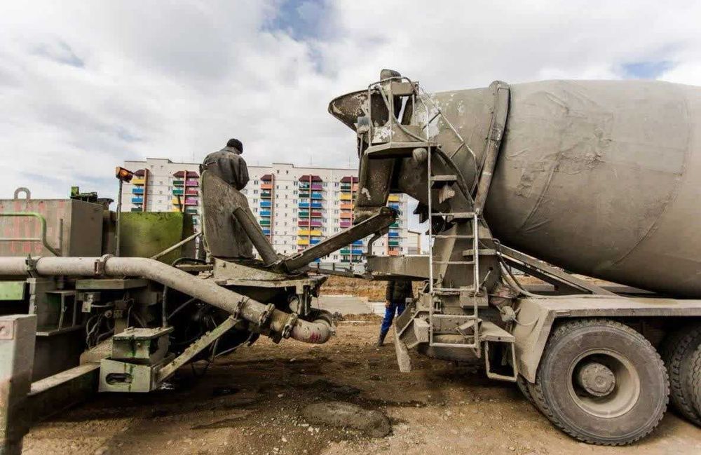 Бетон раствор для фундамента по городу Алматы Миксер Бетонный завод