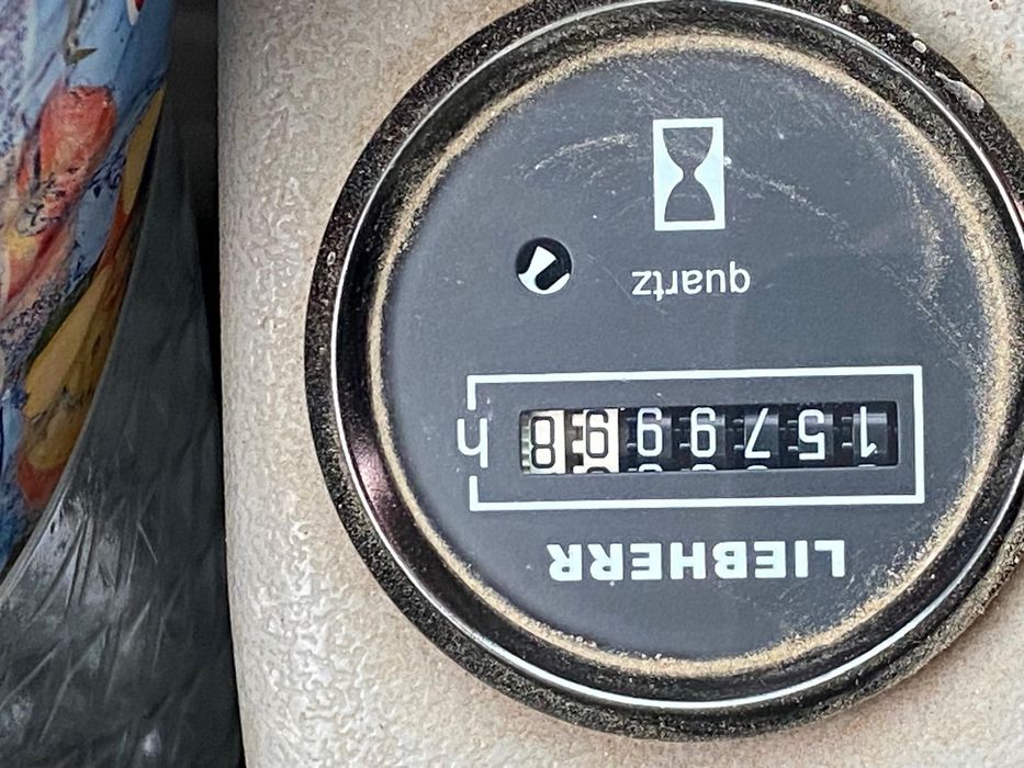 De vanzare Liebherr A904C