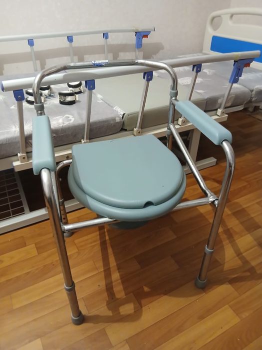 Продам кресло-биотуалет