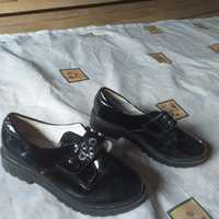 Ботинки черные лаклвые
