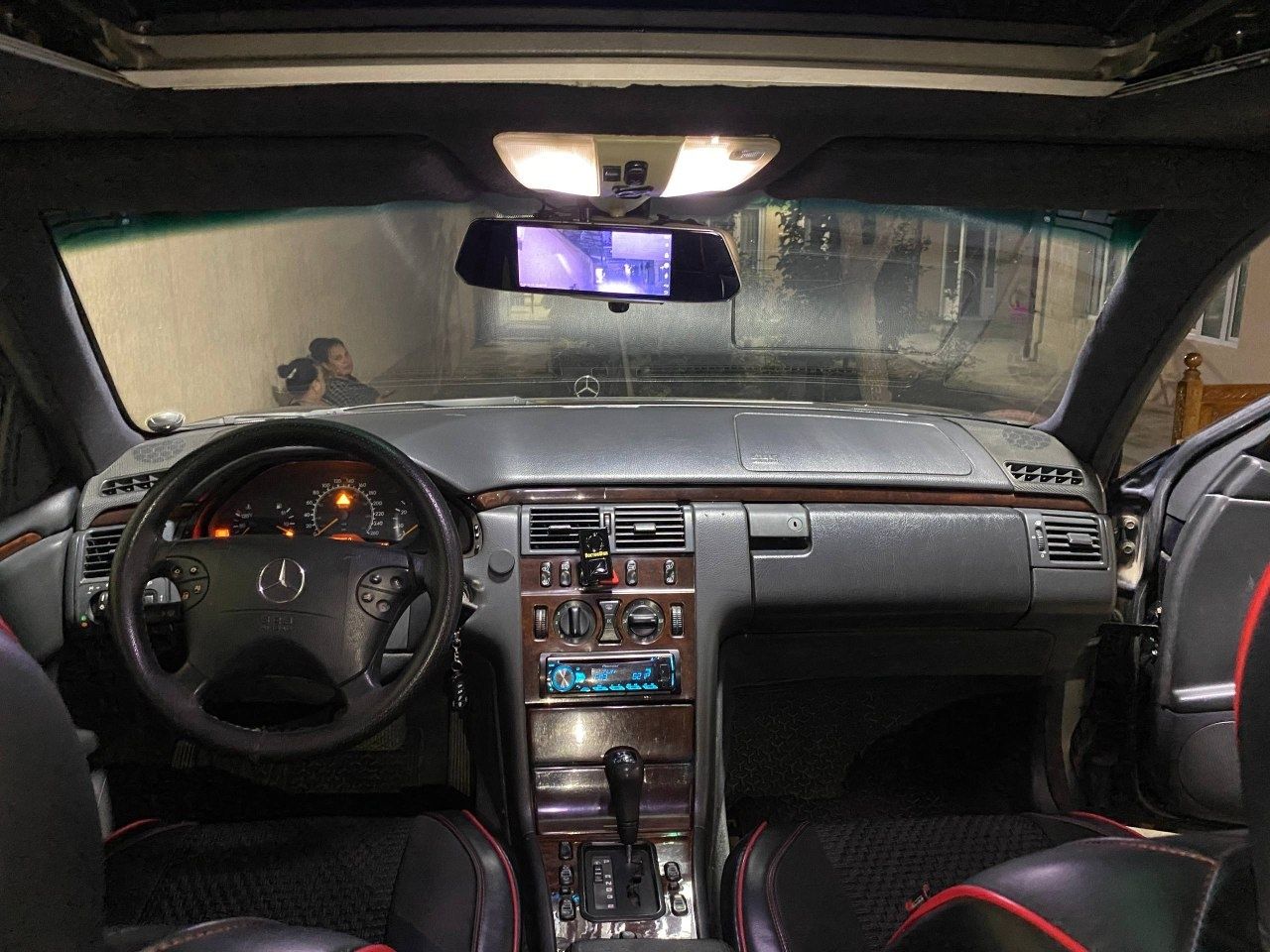 Mercedes W210 сотилади.90л бак.