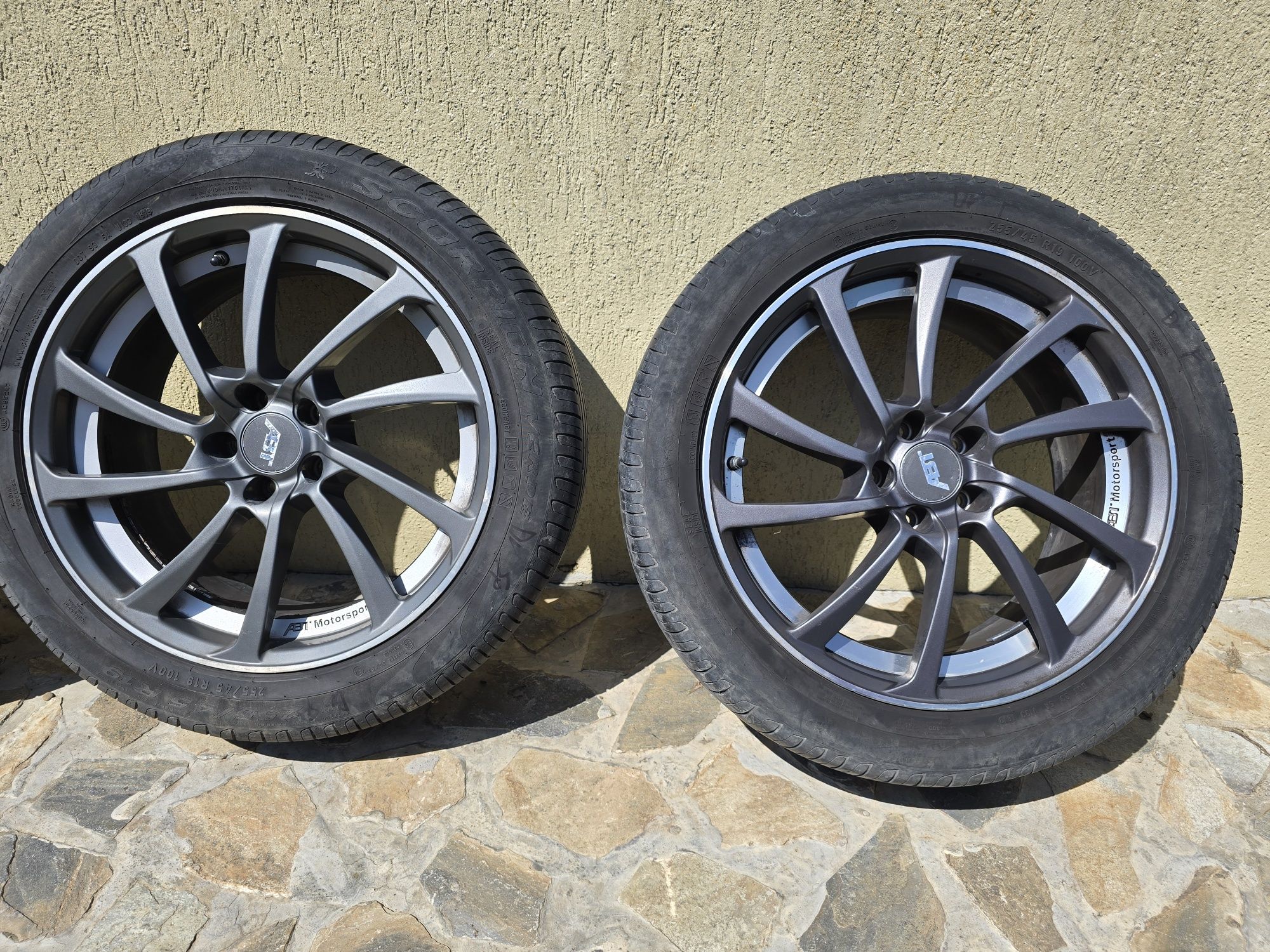 Jante aliaj R19 ATB Motorsport cu anvelope Pirelli Scorpions