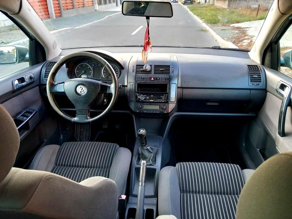 Vănd Volkswagen polo 9N