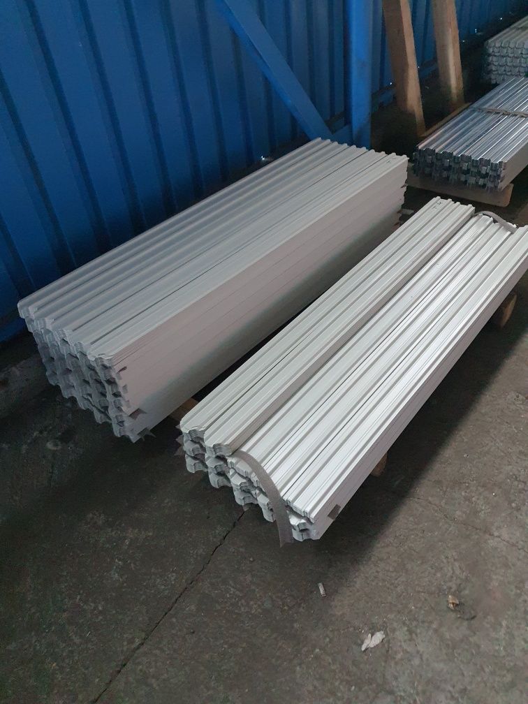 Vand sipca metalica
