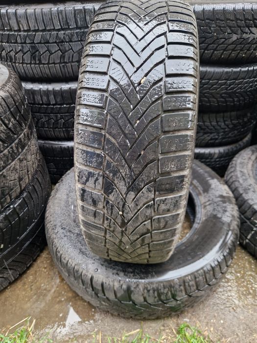 Anvelope FALKEN 215/65/16