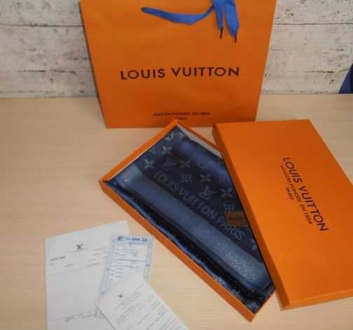 Eșarfă pentru femei Louis Vuitton 042