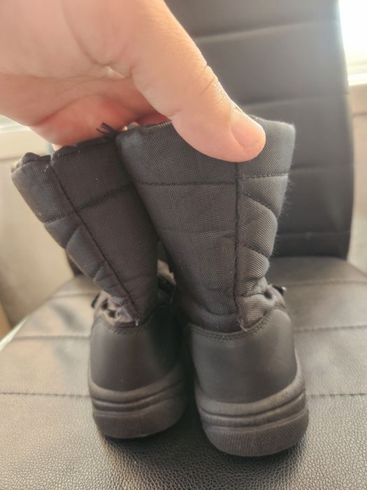 Ghetuțe Fetițe/Băieți mărimea 28.