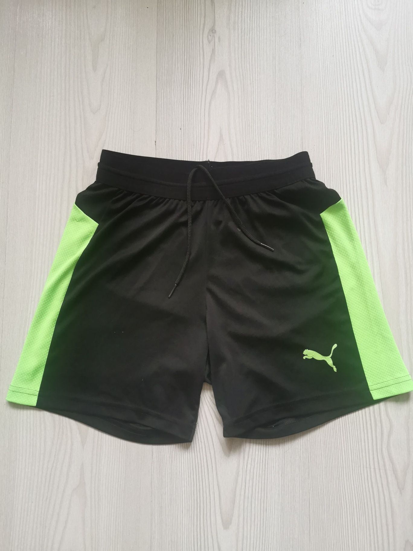 Pantaloni scurți Puma original