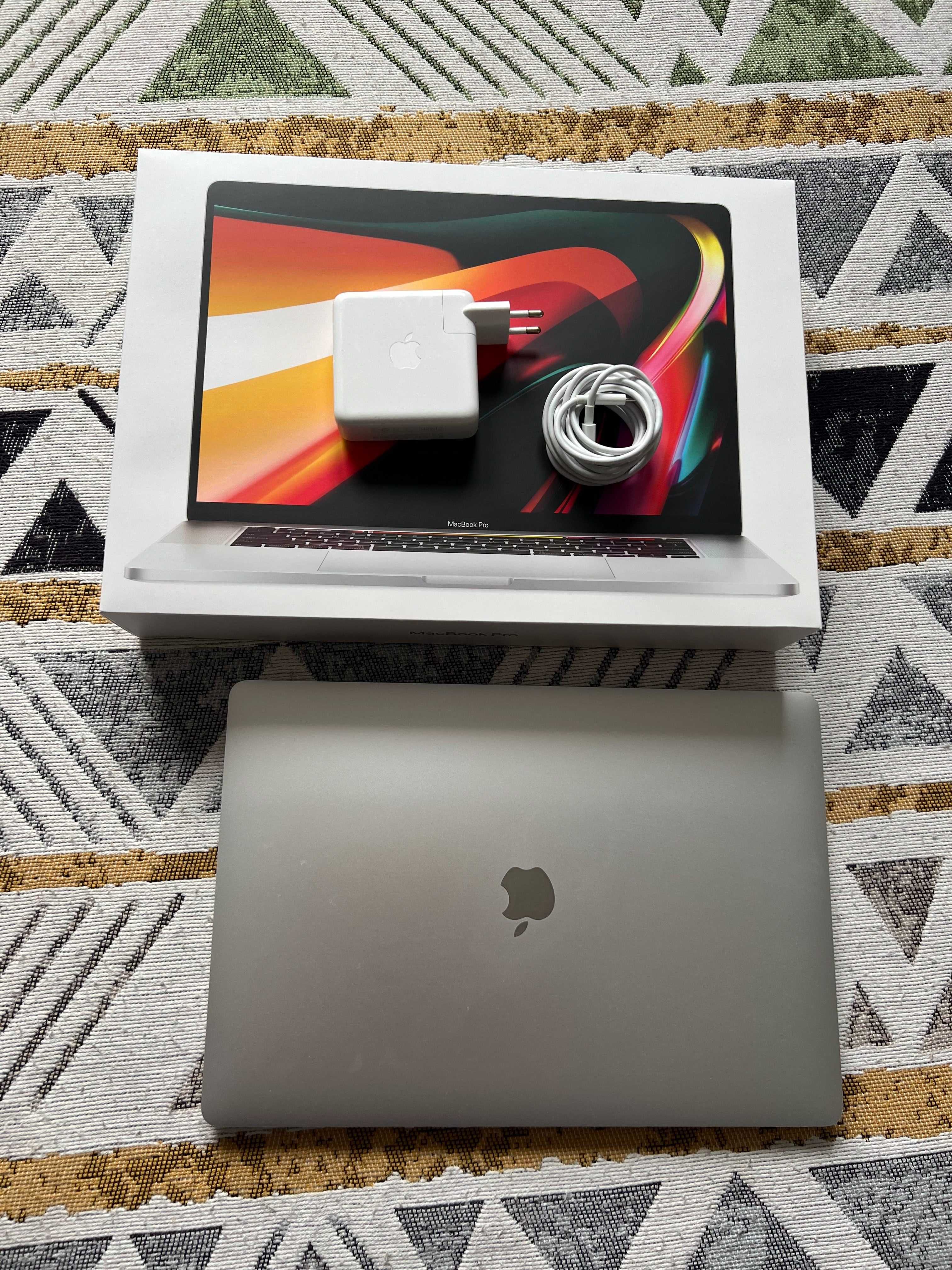 Macbook Pro 16" late 2019 - I7 2.6/512GB SSD/16GB RAM/4GB DDR/Touchbar