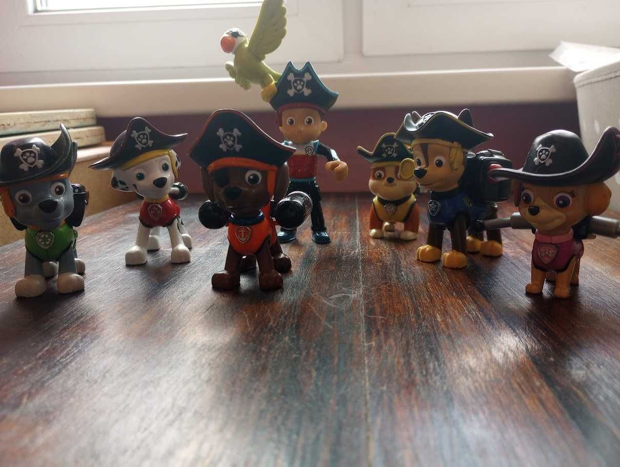 Голям комплект Пес патрул - Paw patrol, база, таблет на Райдър, пирати