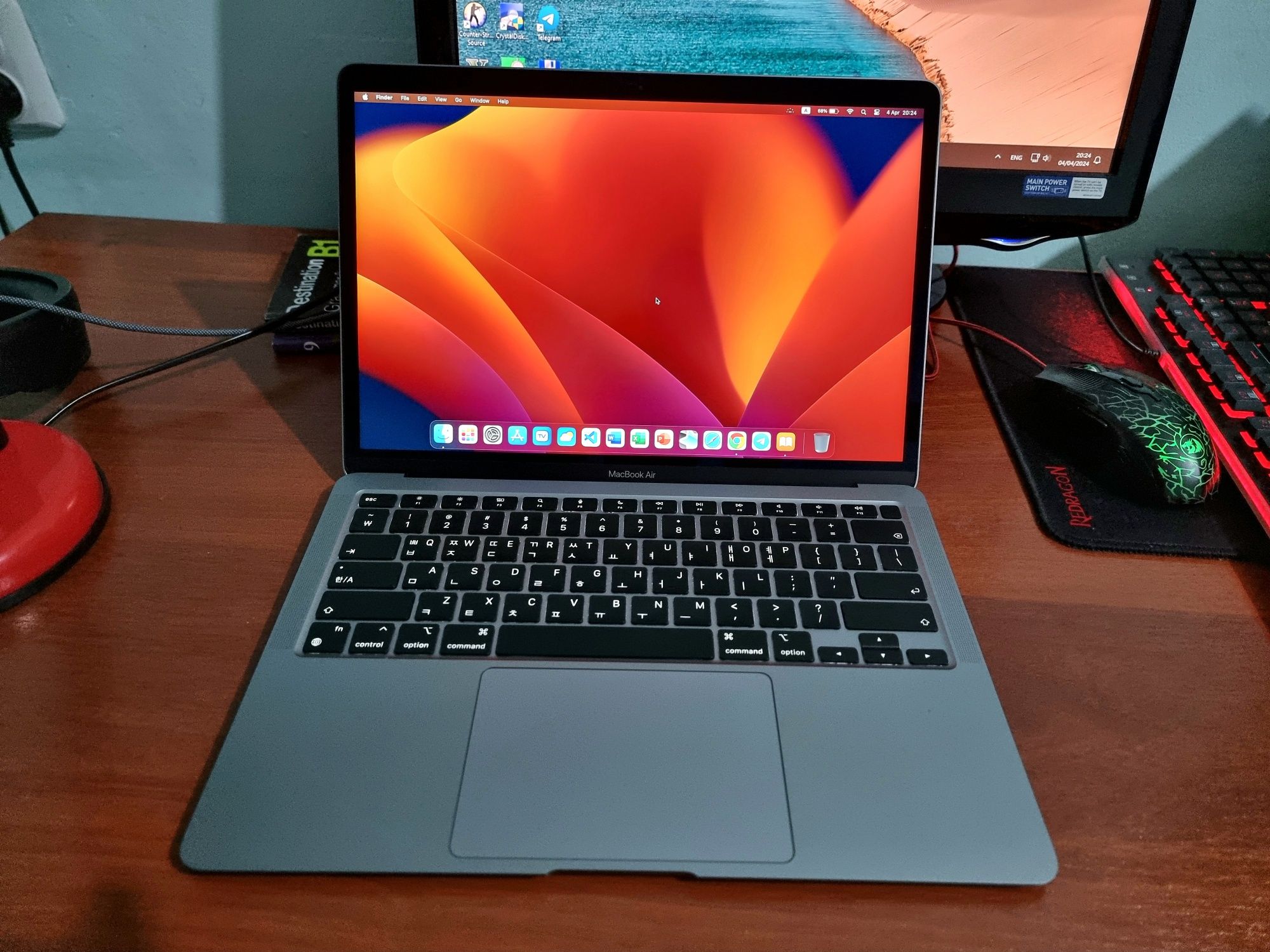 MacBook Air M1 | 8/256 | 93% | Ideal | Full Box