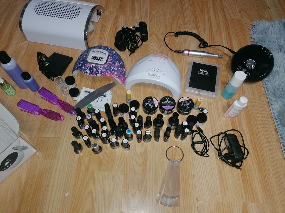 Vînd/schimb Kit unghii amatori CITEȘTE ANUNȚUL!!!