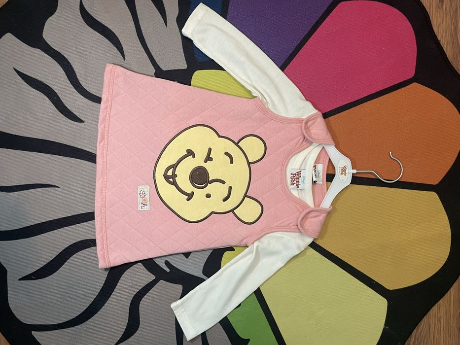 Bluza+un fel de salopeta 9-12 luni , noua