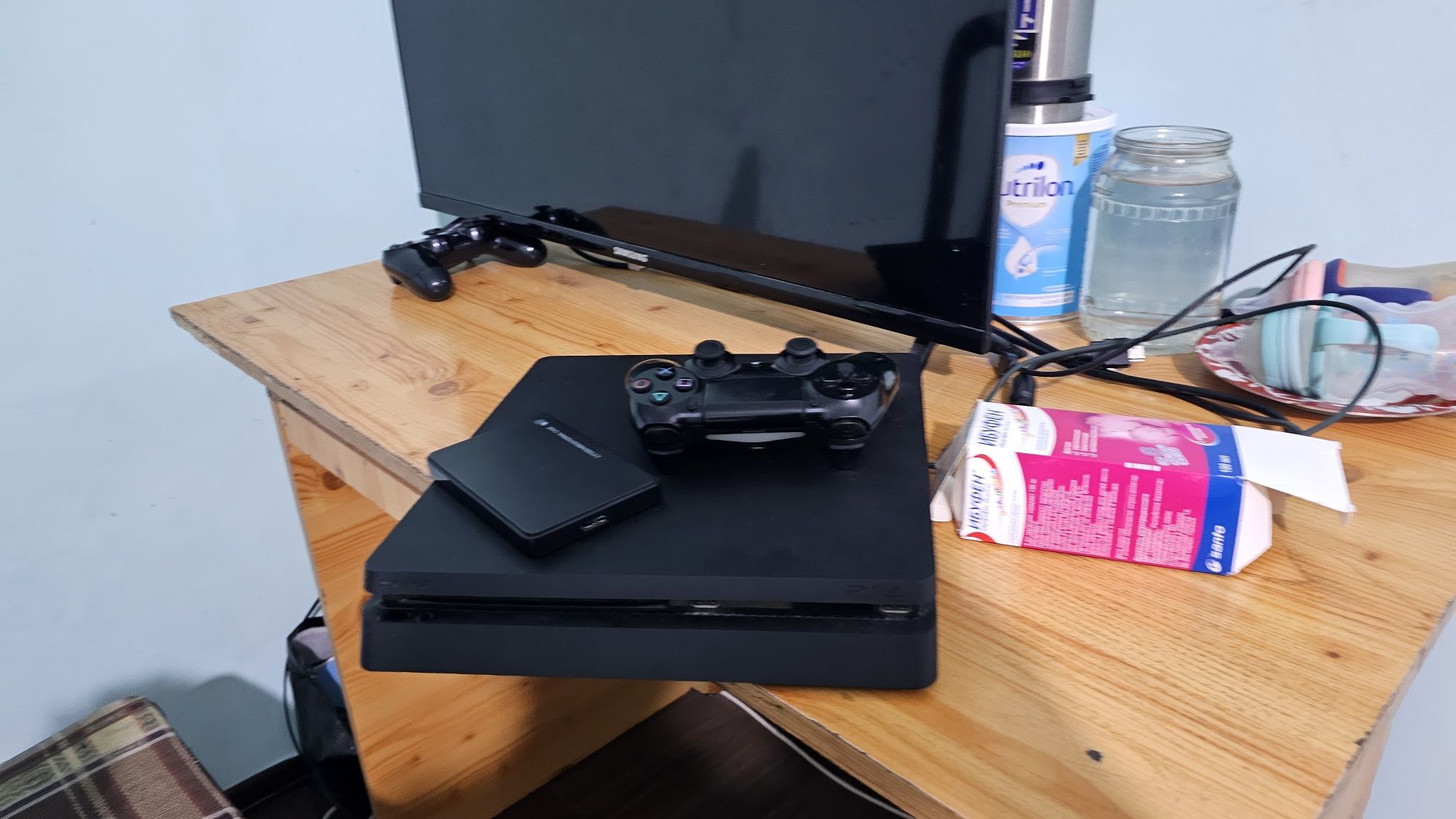 Sony Playstation 4th slim