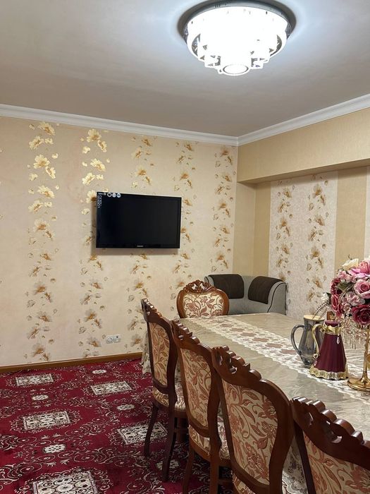 Продаётся 3-х комнатная квартира на ц4 юнусабаде