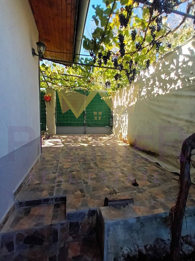 Продава се Къща в с. Константиново, Област Варна - 120 кв.м за 1000 €/кв.м - Снимка #11