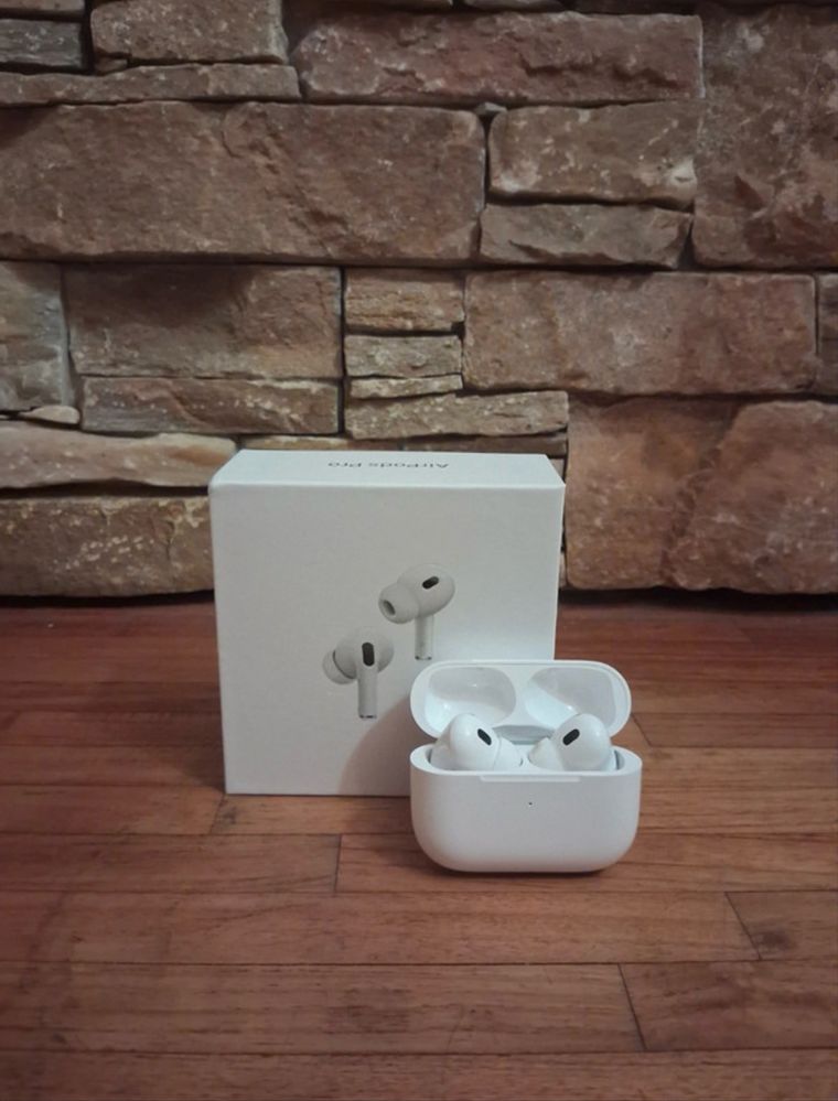 Apple AirPods 2 Pro