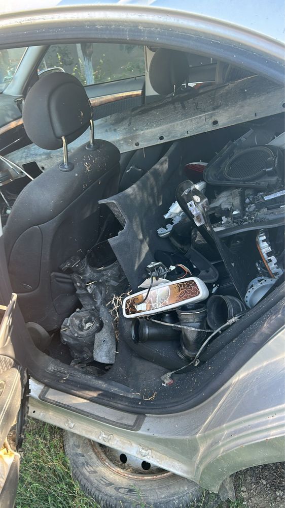 Vand pt dezmembrat Mercedes E220cdi .150cp .Automat 2004