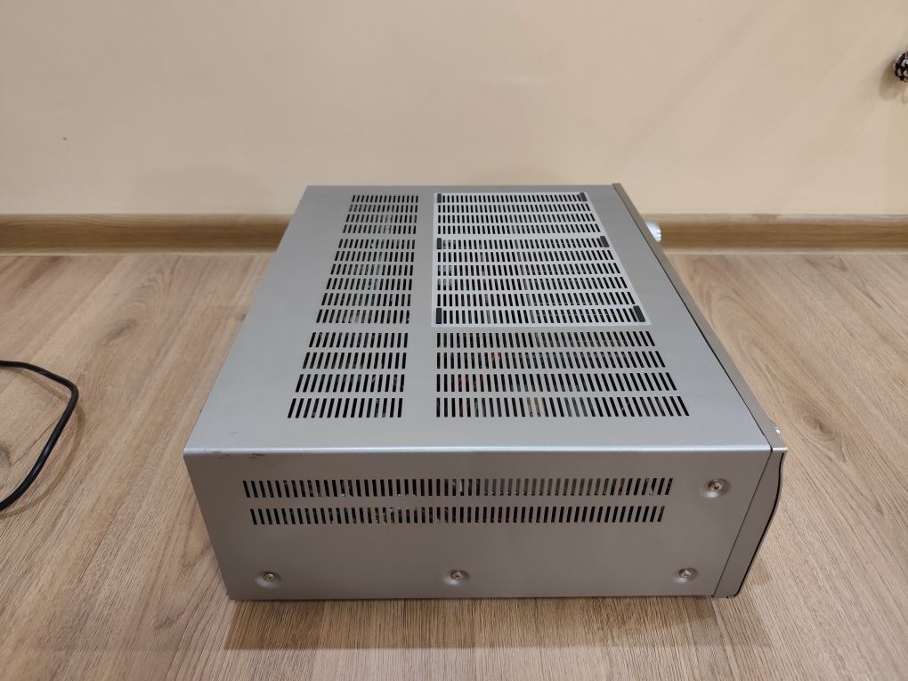 Denon AVR 3808 ресивър