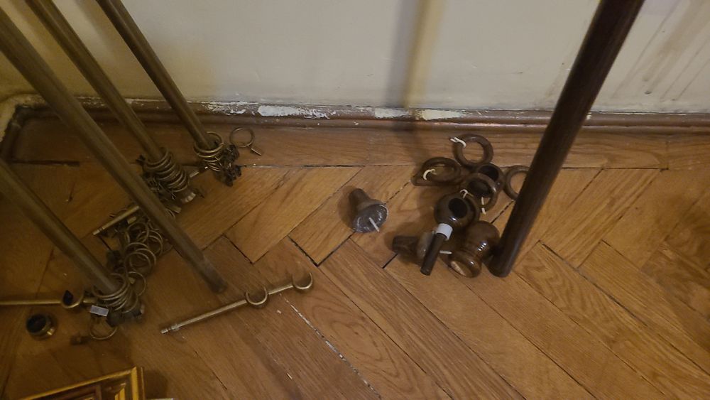 Vând galerie dublă din metal