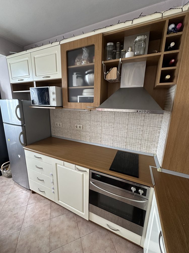 Поръчкова кухня 250/160 см