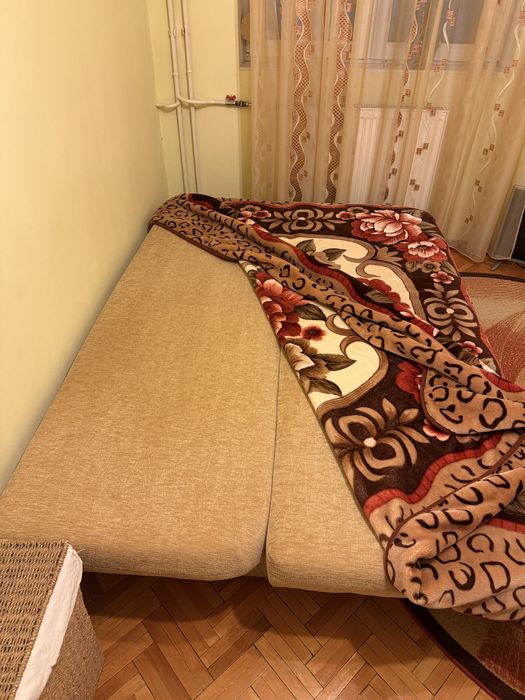 mobila living dormitor canapea