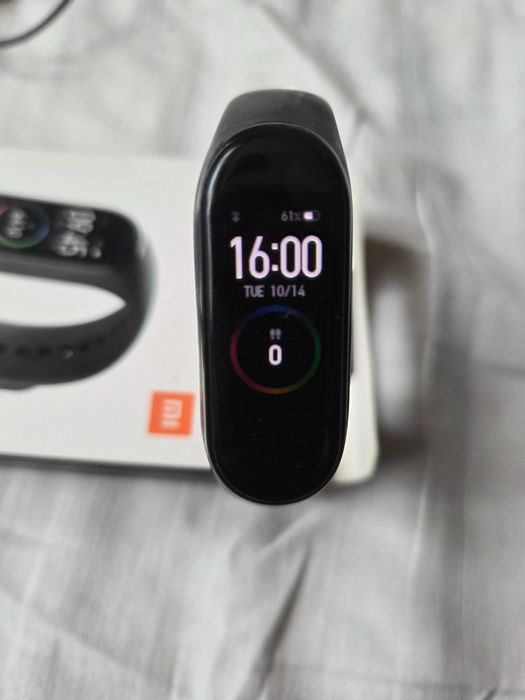 Xiaomi smart band 4