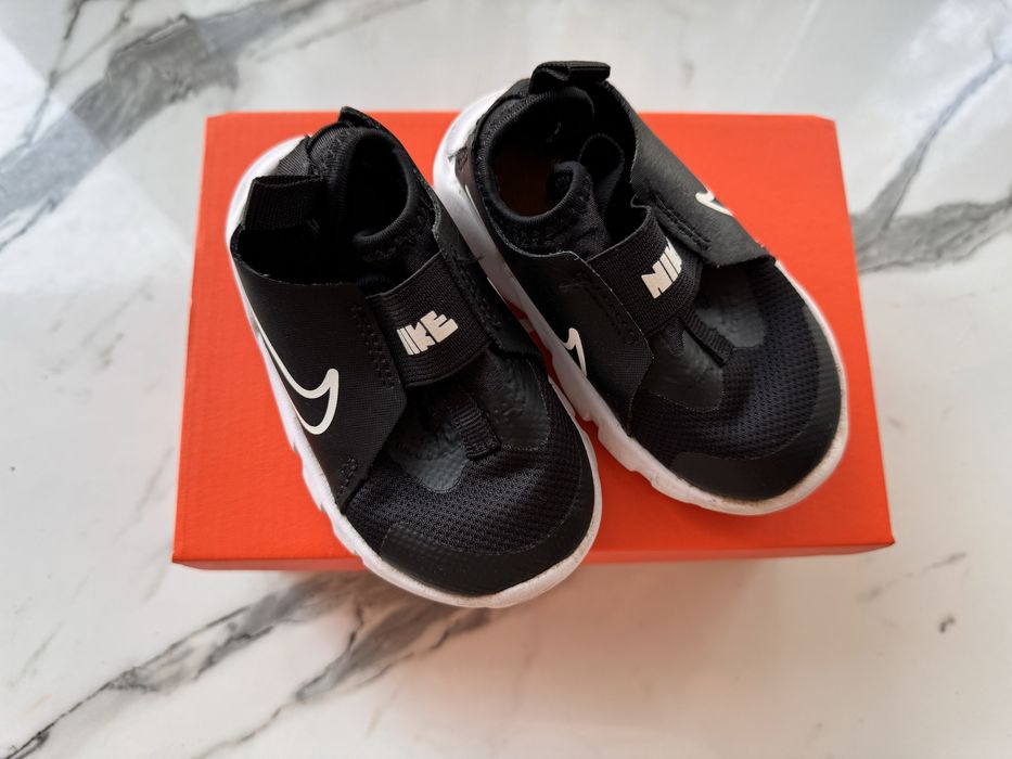 Маратонки nike flex runner 2