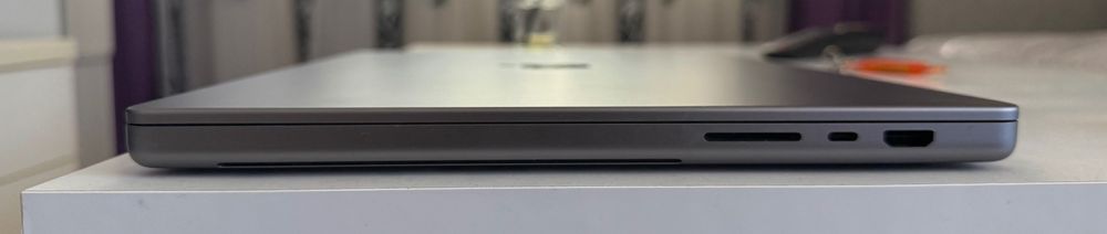 MacBook Pro M1 Max 64Gb Ram, 512 SSD