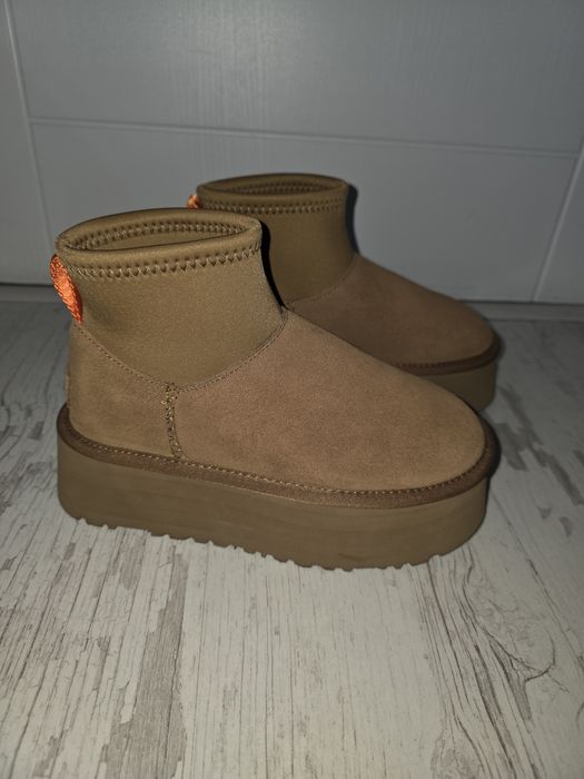 UGG Дамски Боти платформа