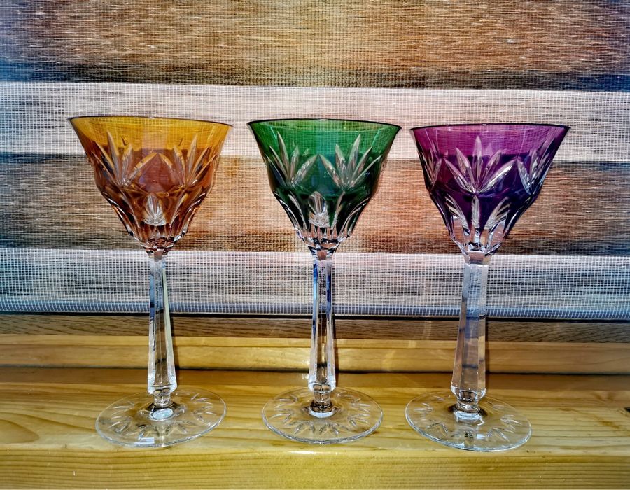 Кристални чаши 6 бр гравирани гроздов флорален мотив ракия 89 лв за 6