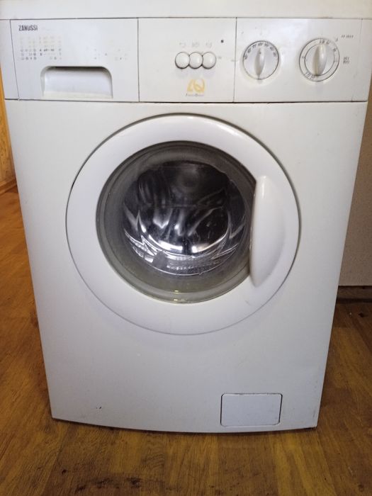 Стиральная машина Zanussi