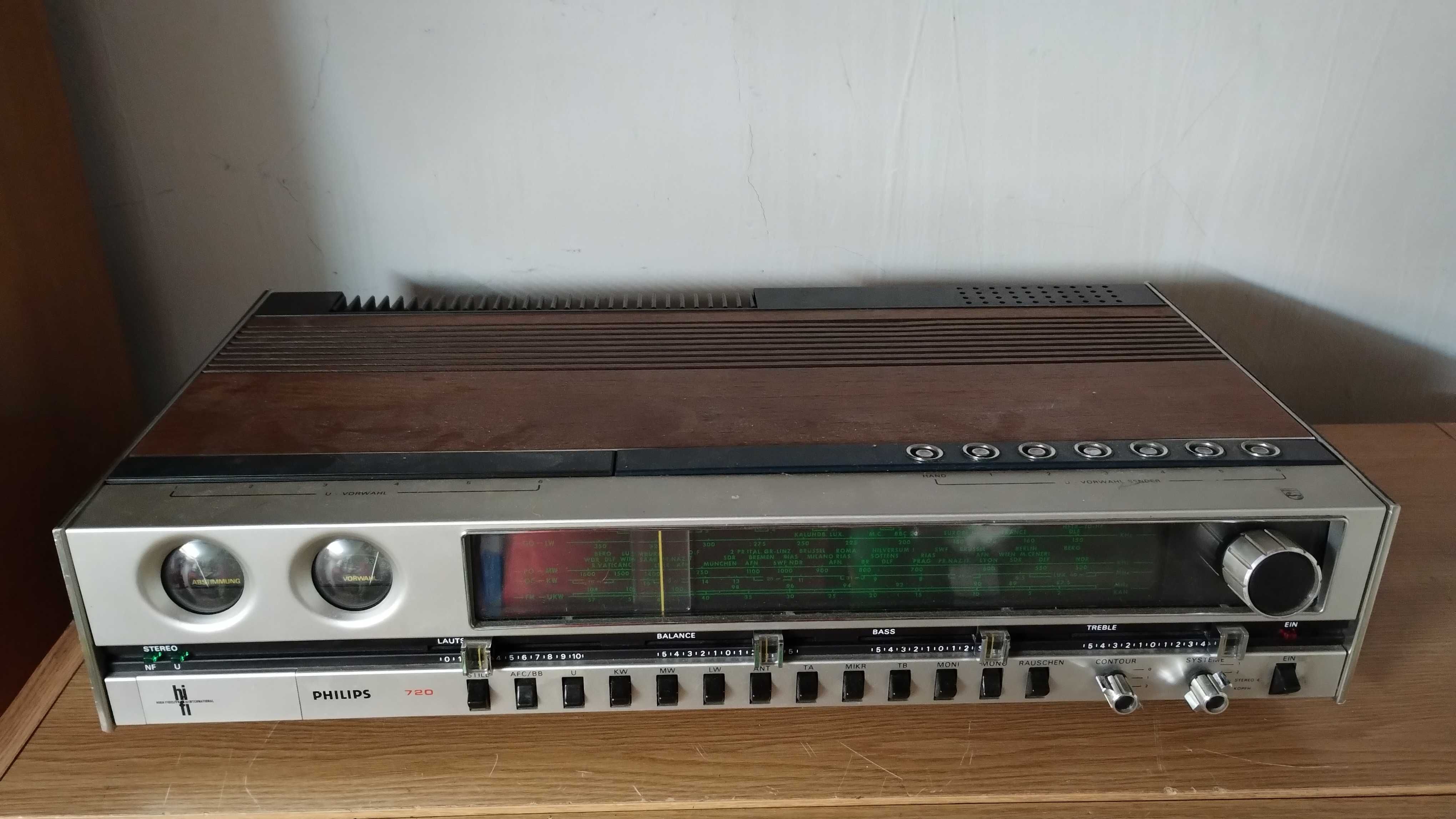 amplituner Philips 22RH720 pt piese sau restaurare