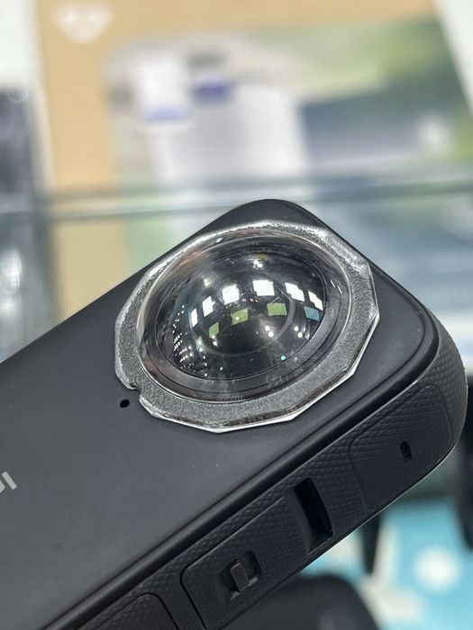 Insta360 X3  Sotiladi