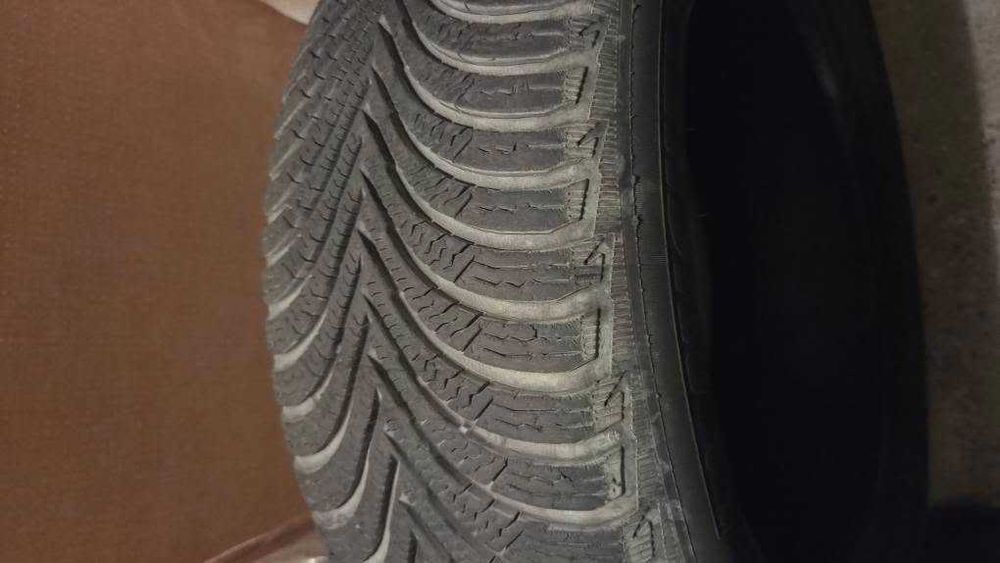 Anvelope Michelin 205/55/16 - IARNA - 300 ron 4 bucati