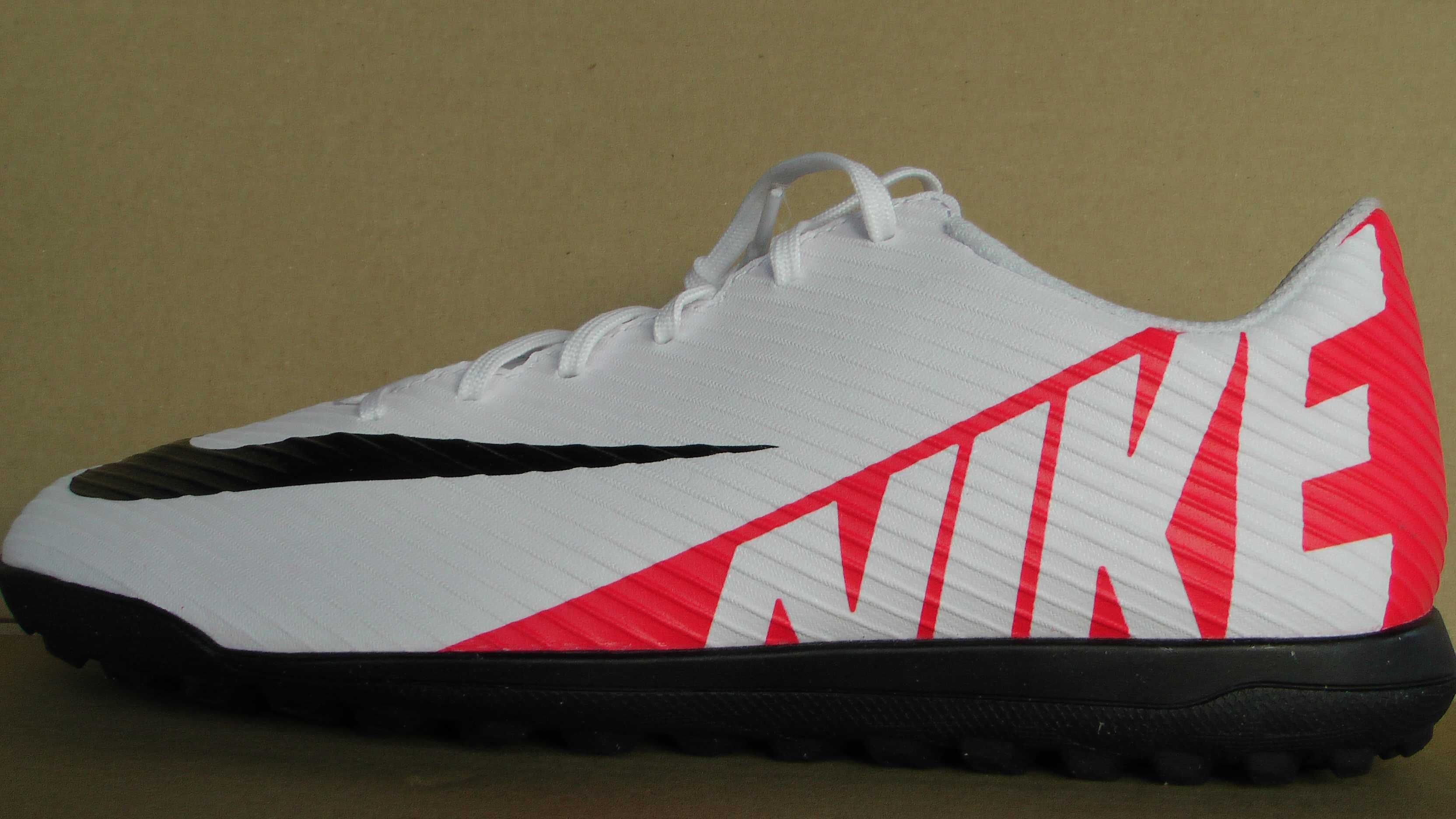Ghete fotbal sintetic NOI Nike  Vapor 15 Club marimea 44