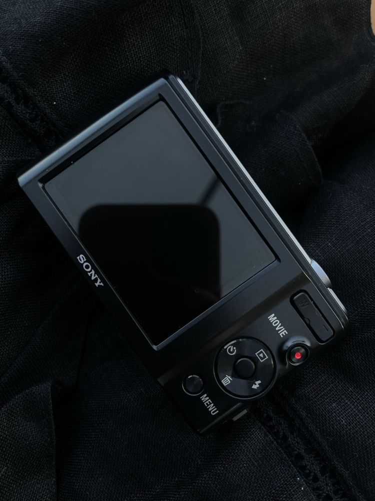 Sony Cyber-shot dsc-w810