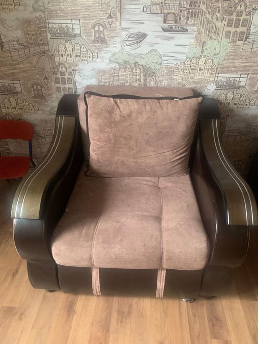 Срочно продается мебель, в хорошем состояние, сплальний гарнитур