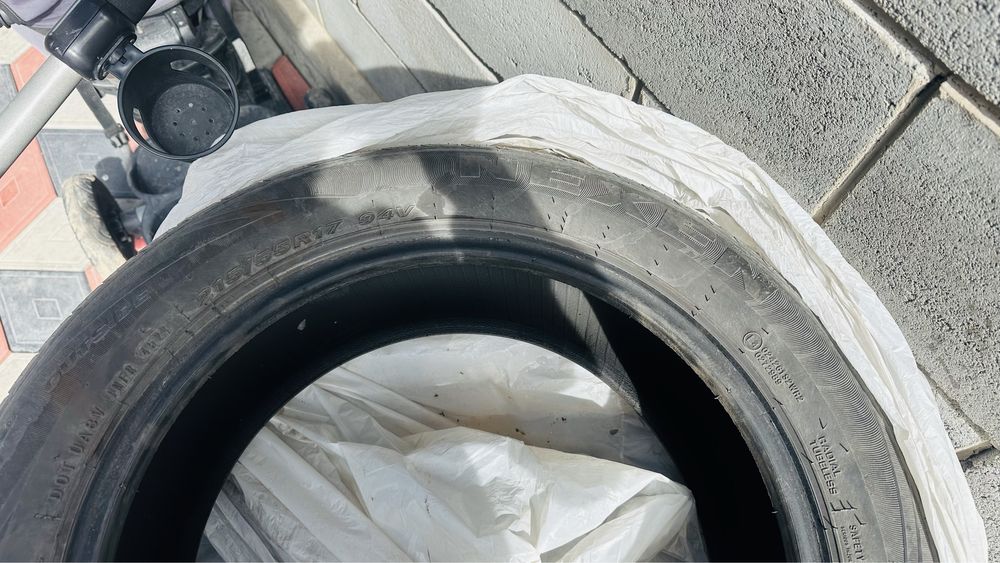 Шины 215/55 R17 хорошем ст