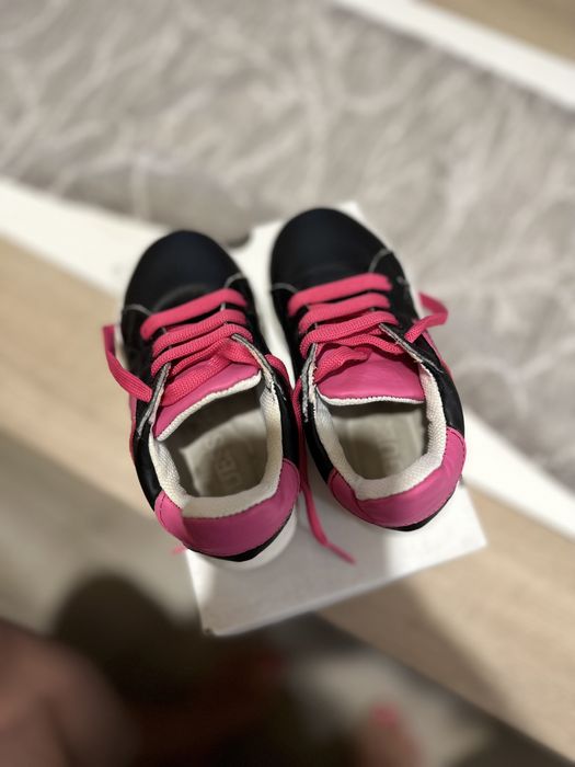 Детски маратонки guess