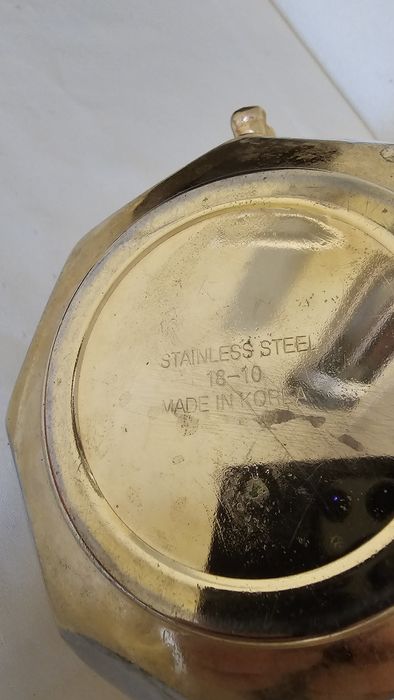 2 ceainice aurite,made in Korea.